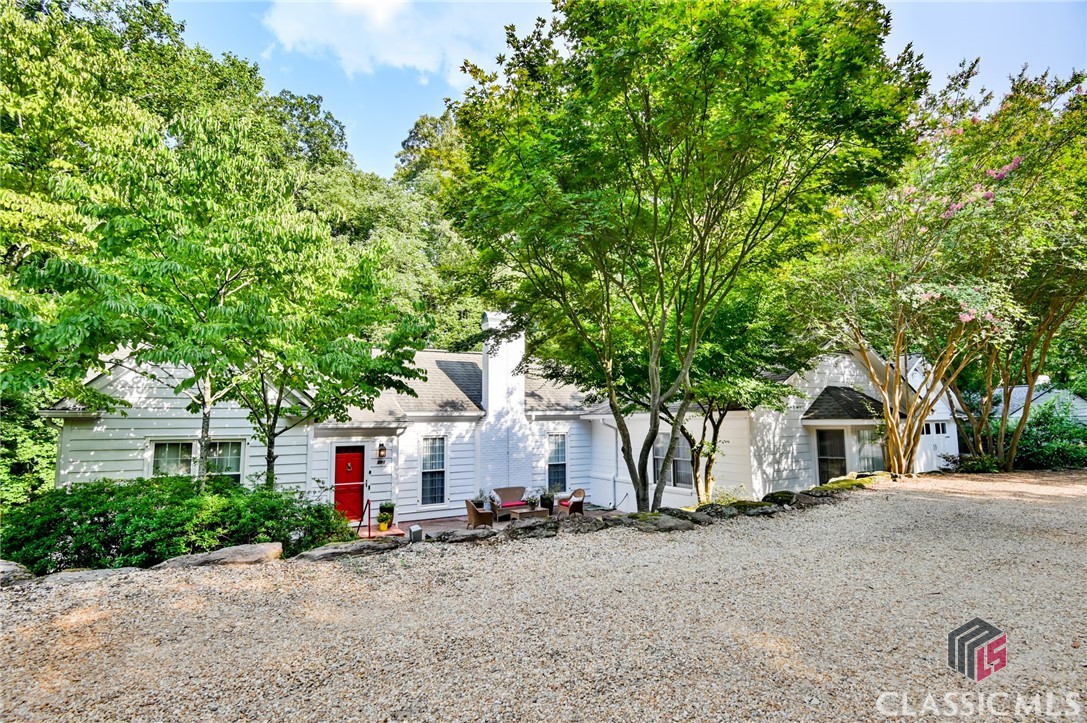 591 Milledge Terrace Property Photo 74