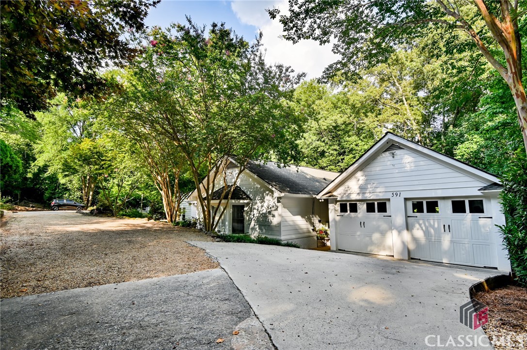 591 Milledge Terrace Property Photo 75
