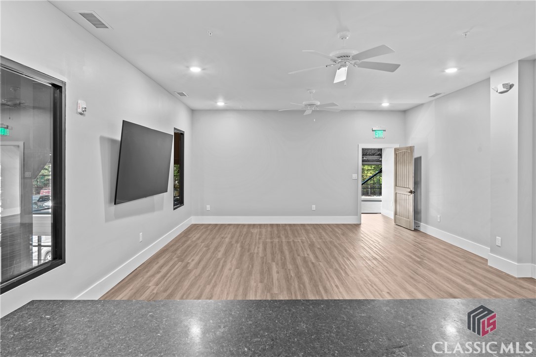 1725 Electric Avenue Property Photo 16