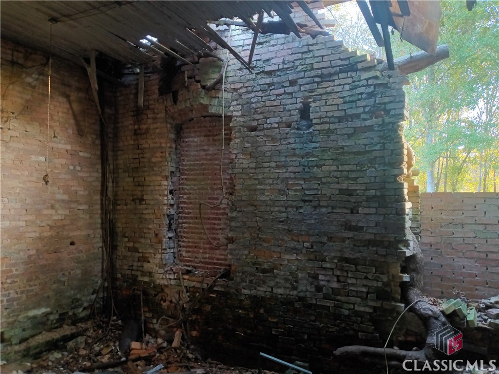 000 Railroad S Avenue Property Photo 15