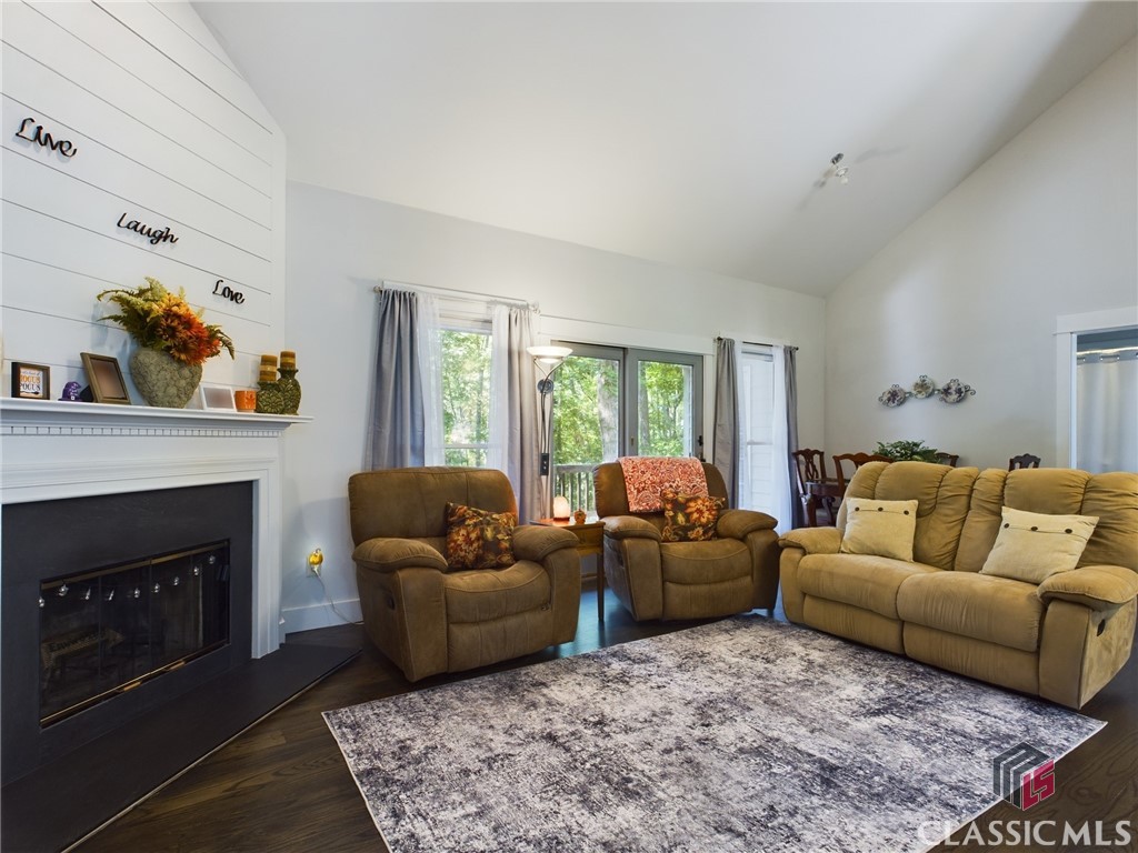 1490 Tappan Spur Property Photo 5
