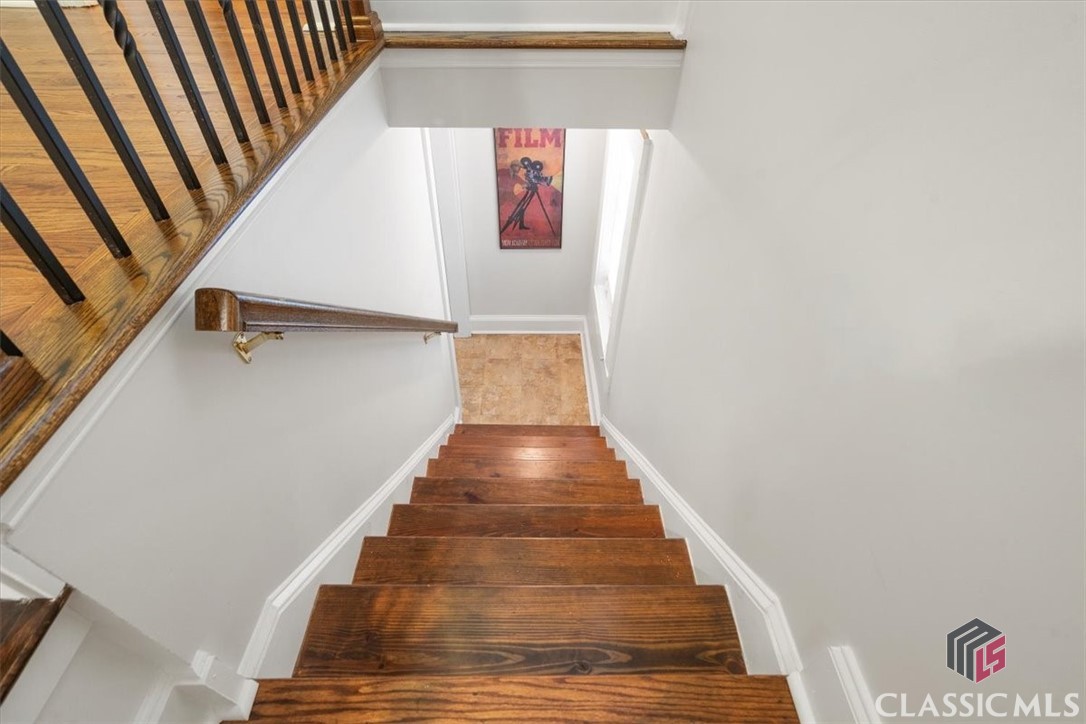 495 Woodlawn Avenue Property Photo 35