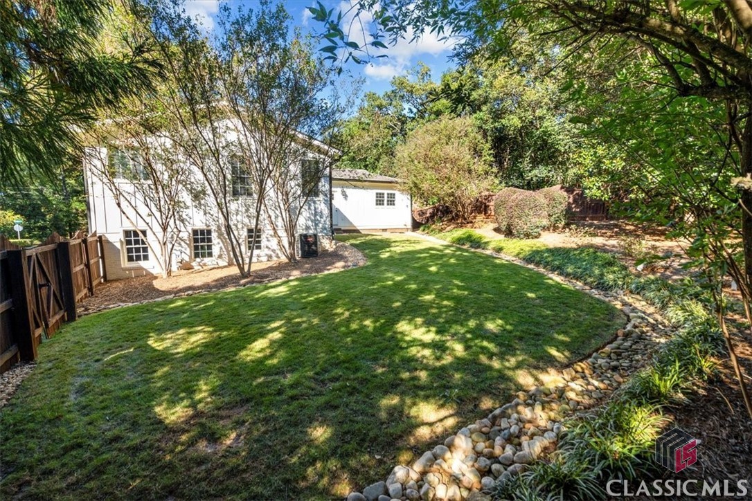 495 Woodlawn Avenue Property Photo 41