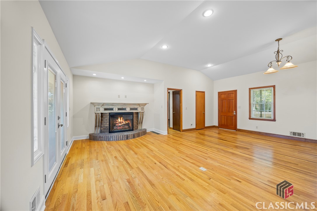 2639 Odum Street Property Photo 12