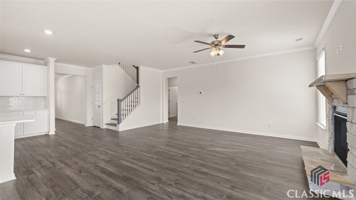 1418 Stolz Drive Property Photo 27
