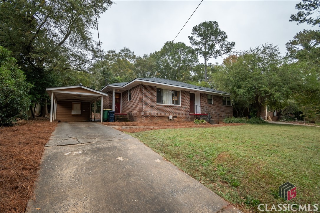 350 Talmadge Drive Property Photo 2