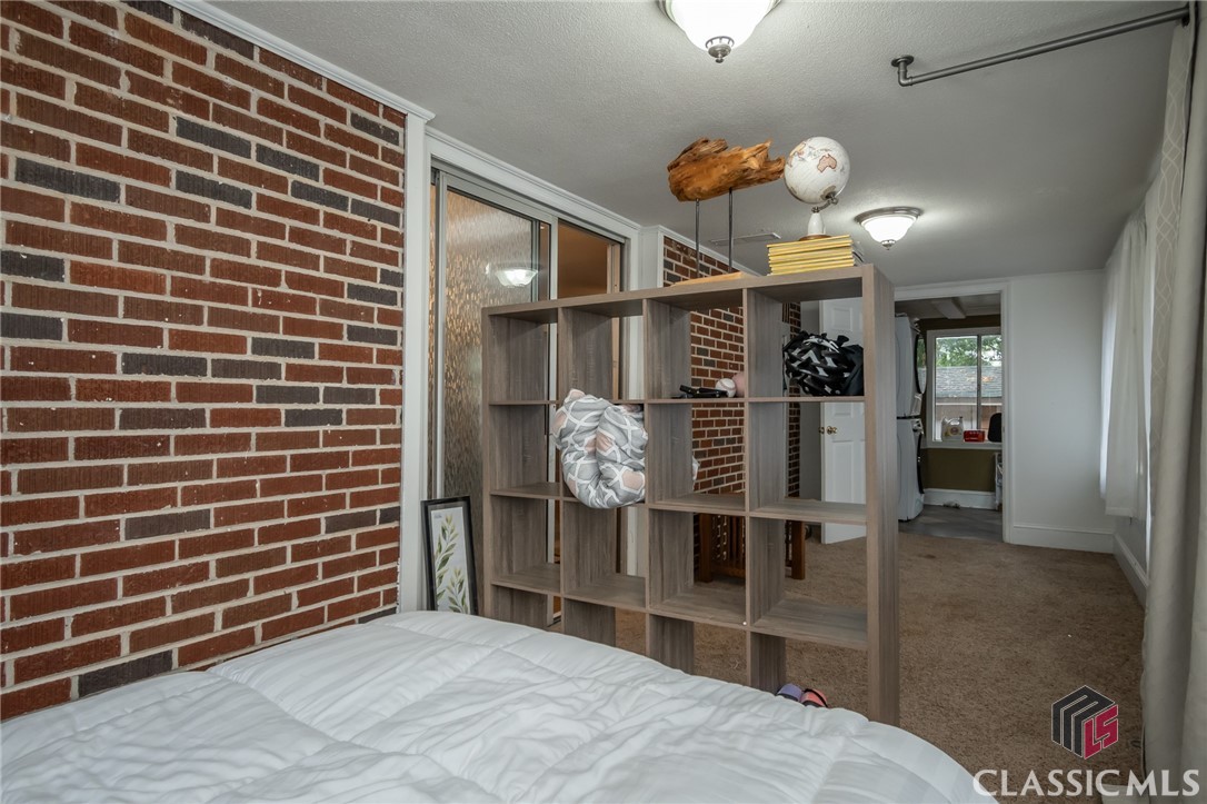 350 Talmadge Drive Property Photo 21