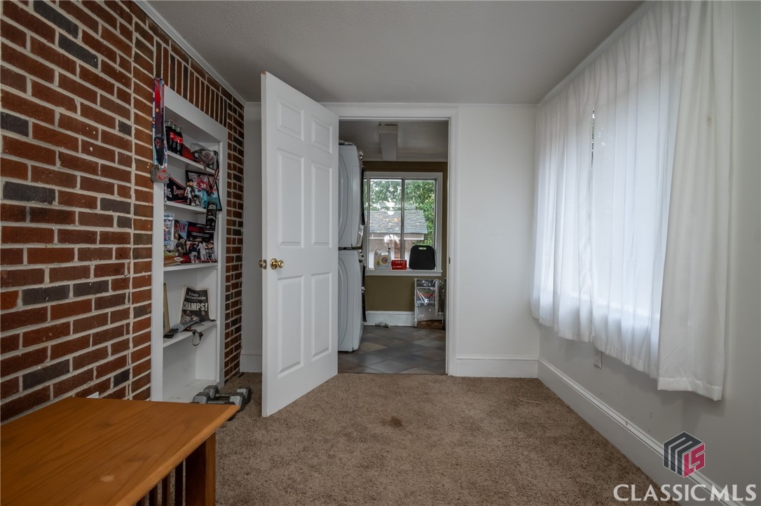 350 Talmadge Drive Property Photo 22