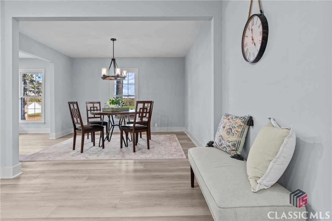 242 Seagraves Road Property Photo 17