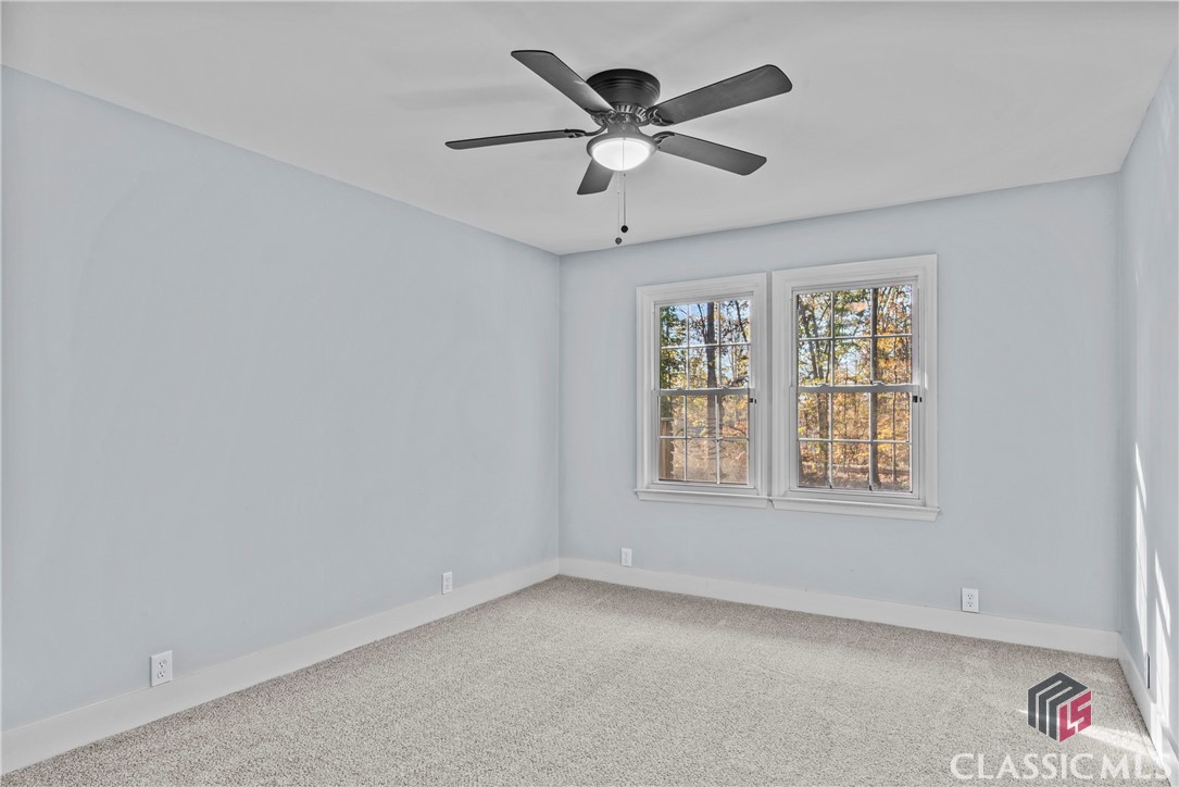 242 Seagraves Road Property Photo 30