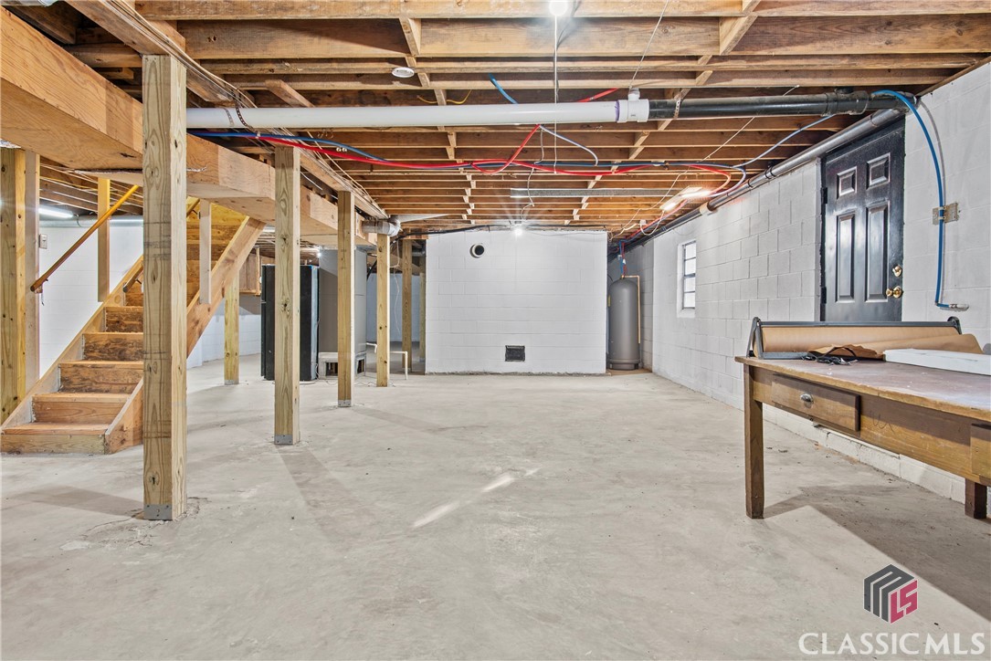 242 Seagraves Road Property Photo 36