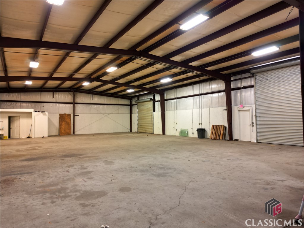 1360 Greensboro Highway Property Photo 4