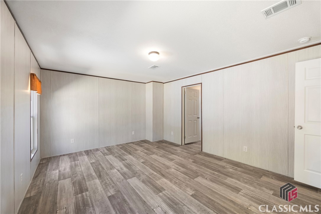 81 Pine Ridge Place Property Photo 13