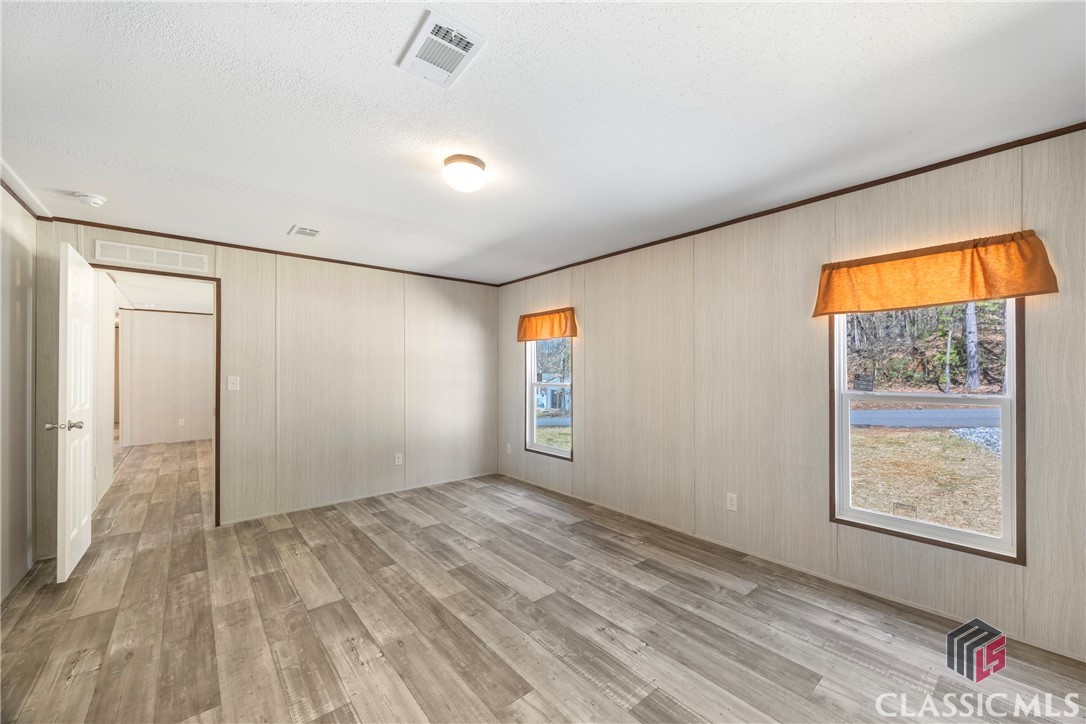 81 Pine Ridge Place Property Photo 15