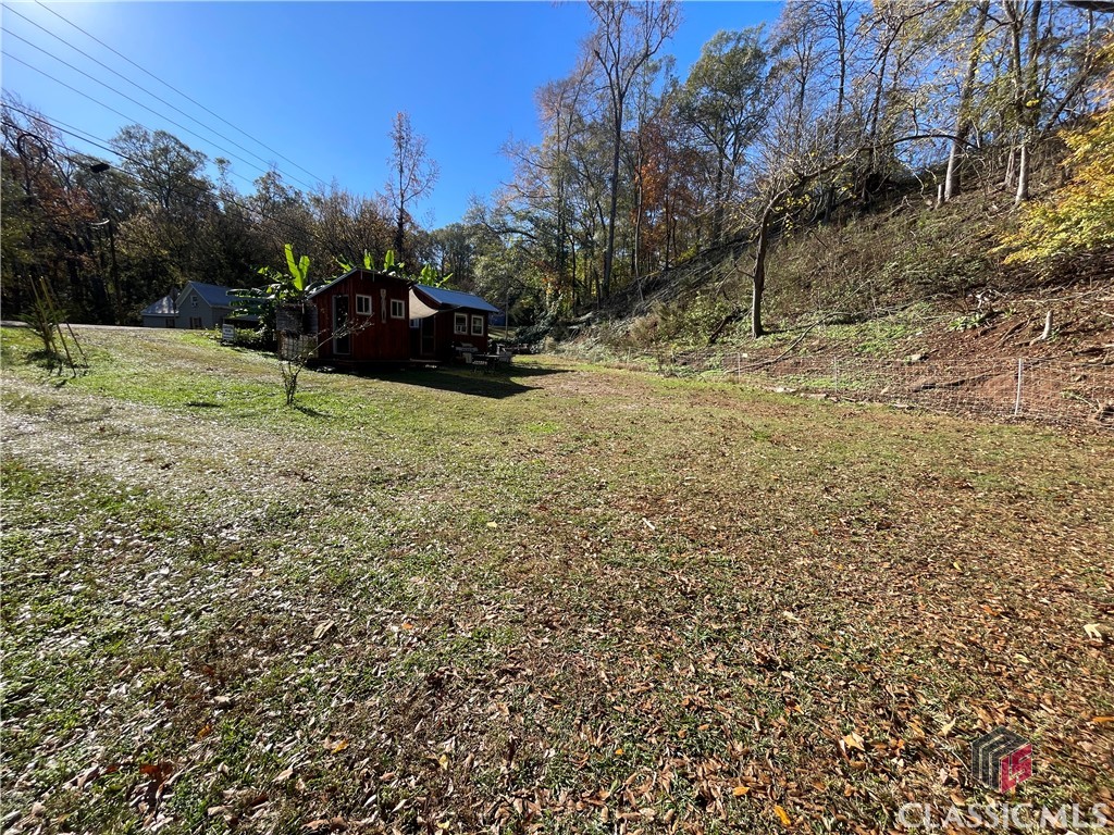 610 Whitehall Road Property Photo 4