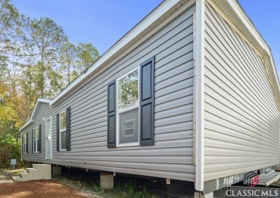 166 Oak Circle Property Photo 1