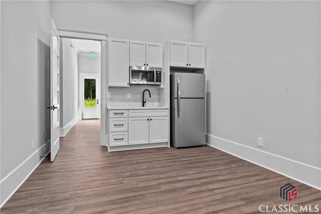 2053 Experiment Station Road Property Photo 10