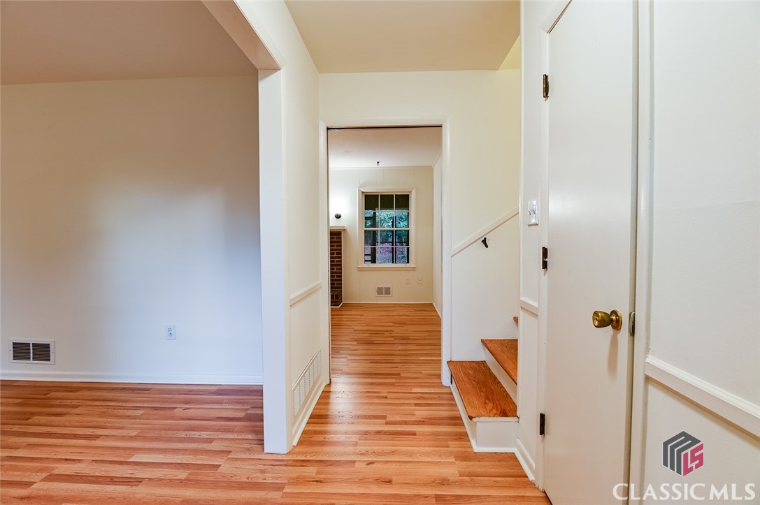 120 Tara Way Property Photo 11