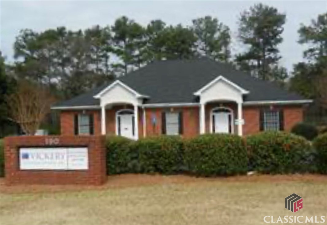 190 Hawthorne Property Photo 1