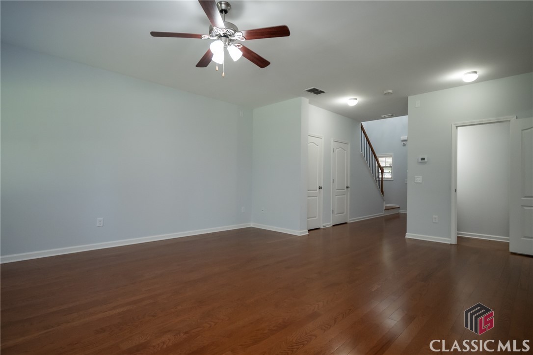 168 Putters Drive Property Photo 8