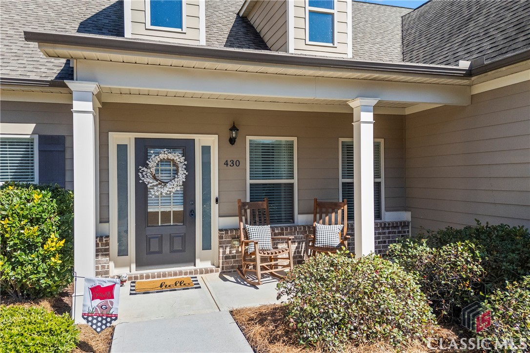 430 Kimberly Circle Property Photo 4