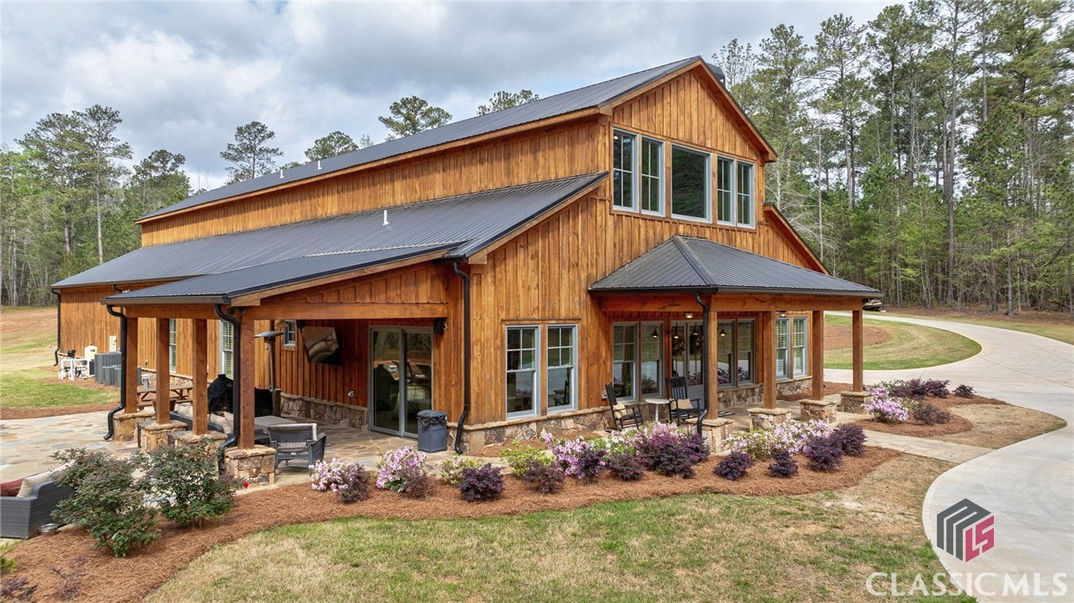 6351 Colham Ferry Road Property Photo 3