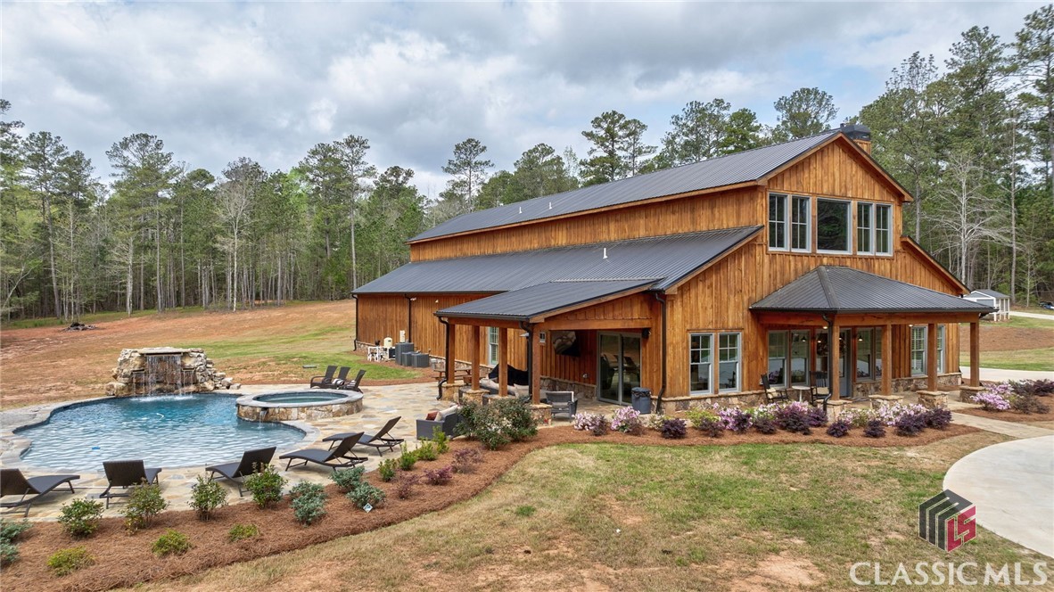 6351 Colham Ferry Road Property Photo 4