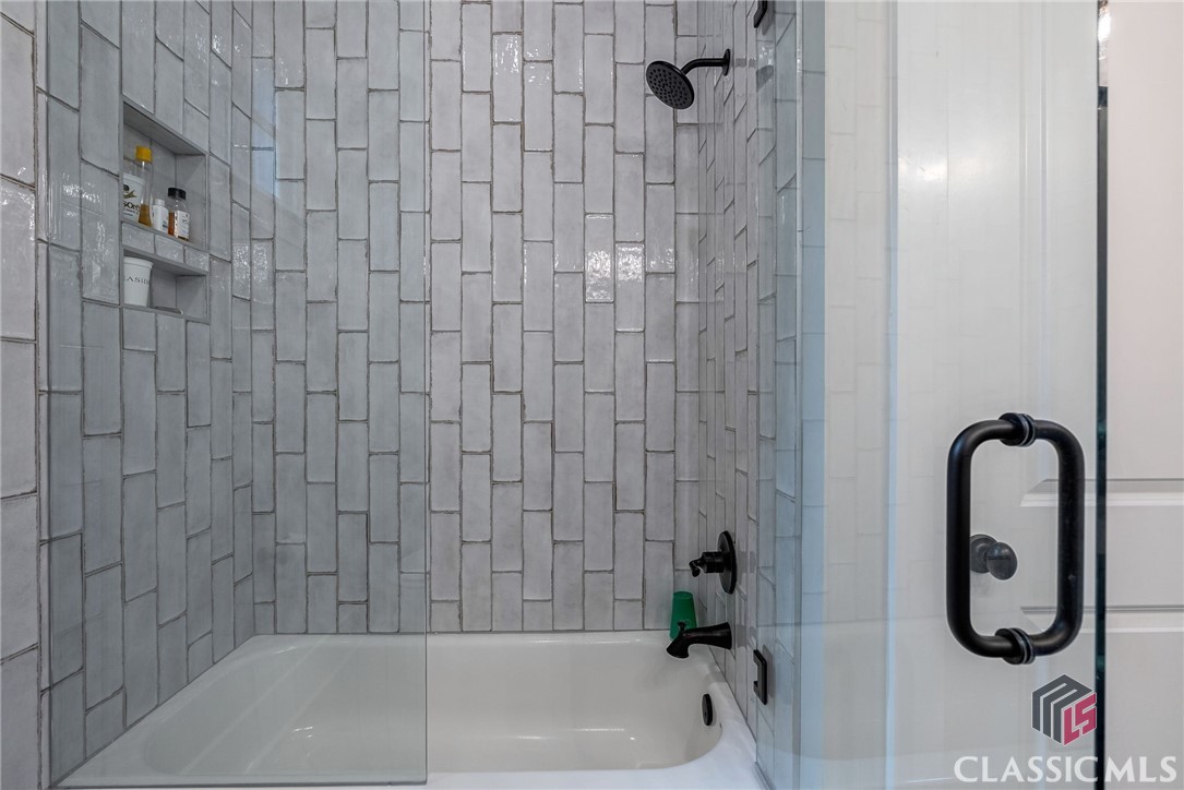 6351 Colham Ferry Road Property Photo 37