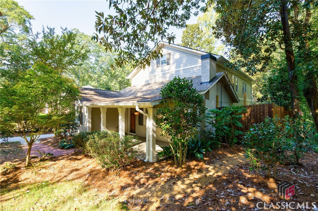 584 Highland Avenue Property Photo 2