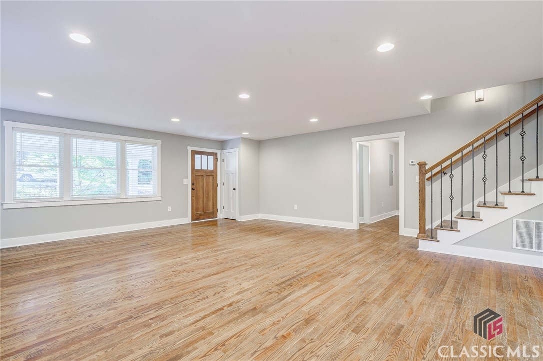 584 Highland Avenue Property Photo 10