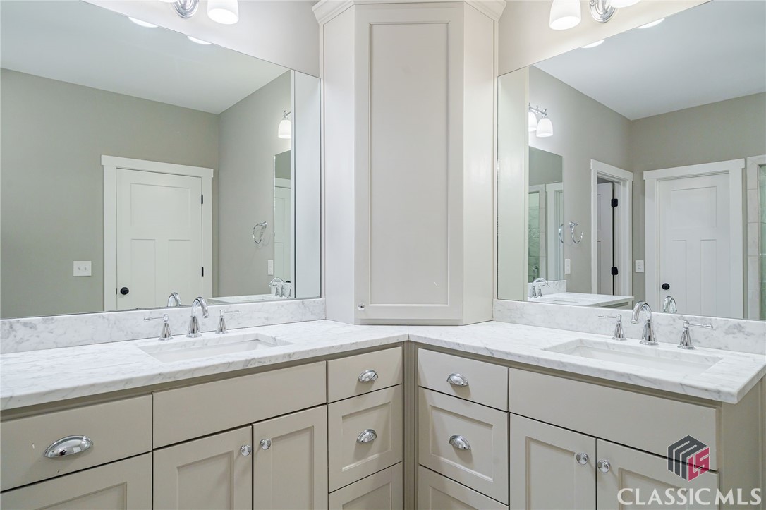 584 Highland Avenue Property Photo 28