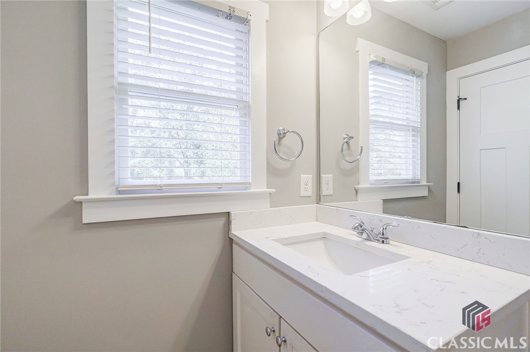 584 Highland Avenue Property Photo 44