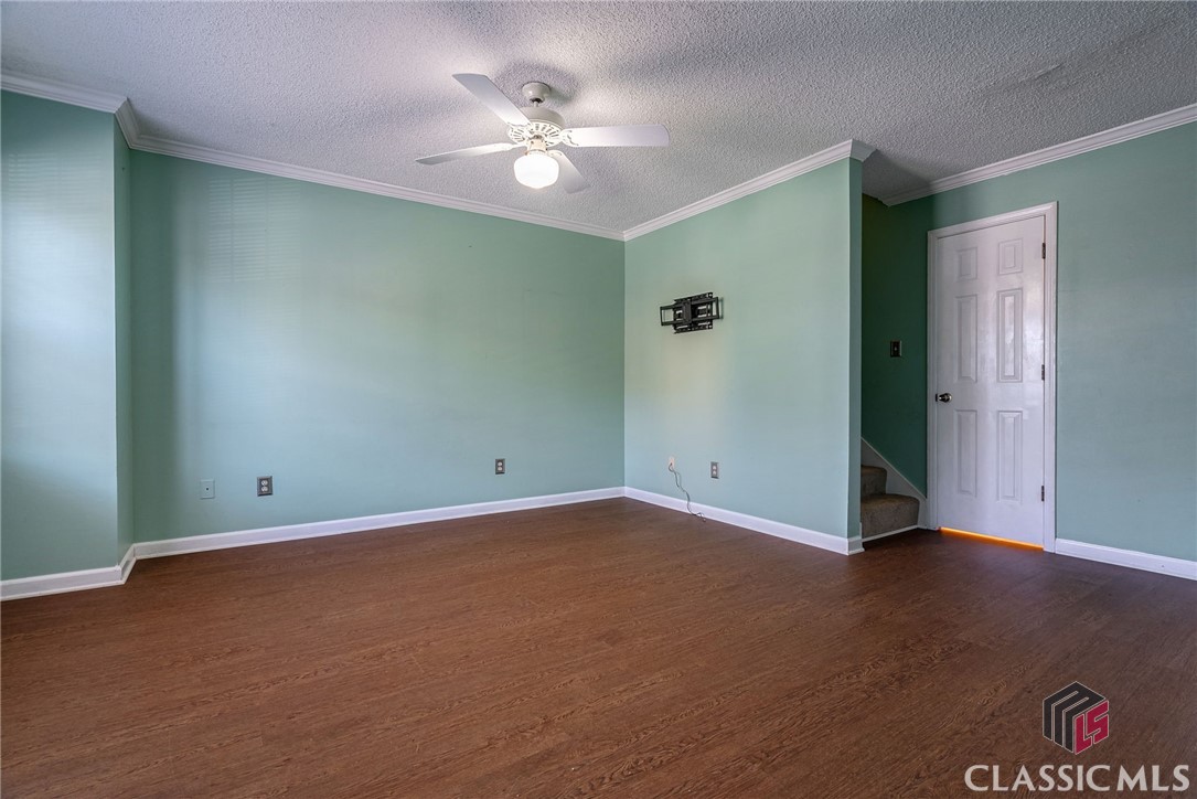 2165 S Milledge Avenue Property Photo 15