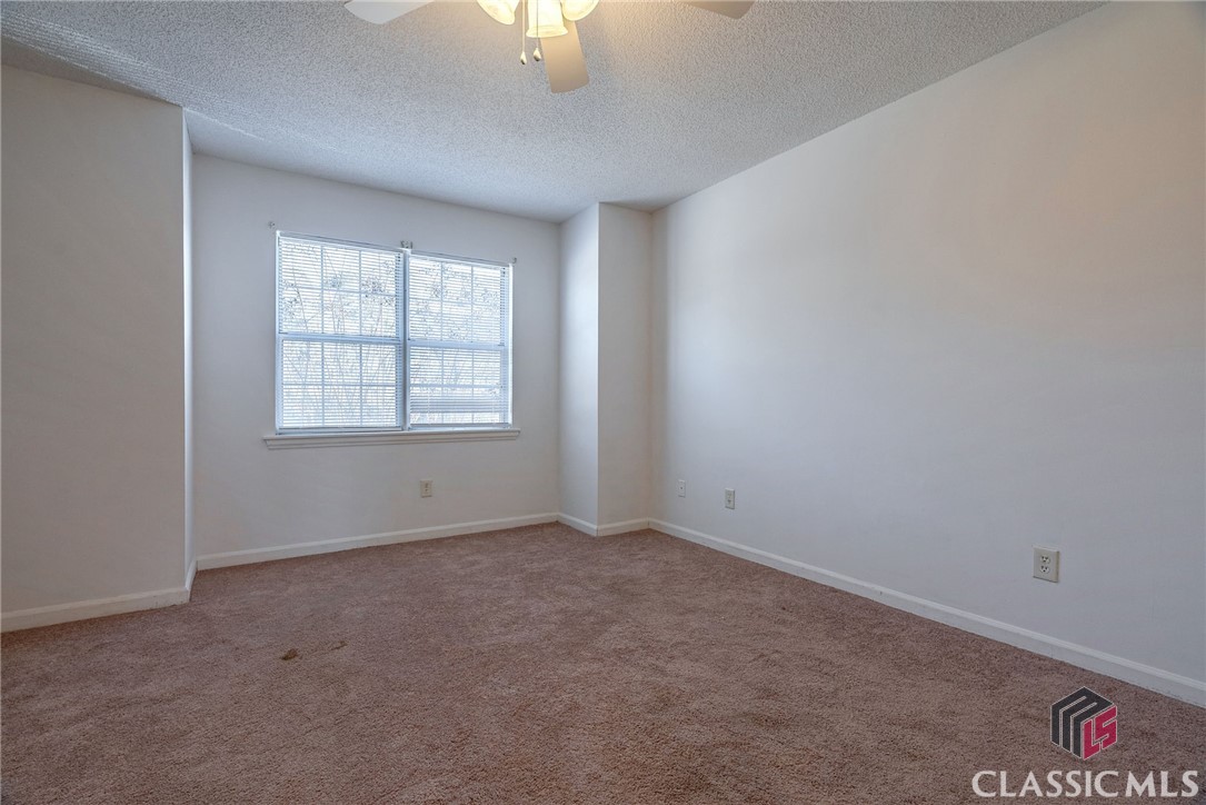 2165 S Milledge Avenue Property Photo 19
