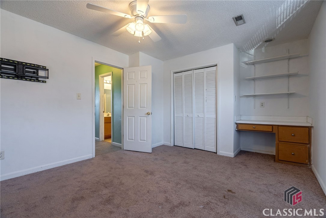 2165 S Milledge Avenue Property Photo 20