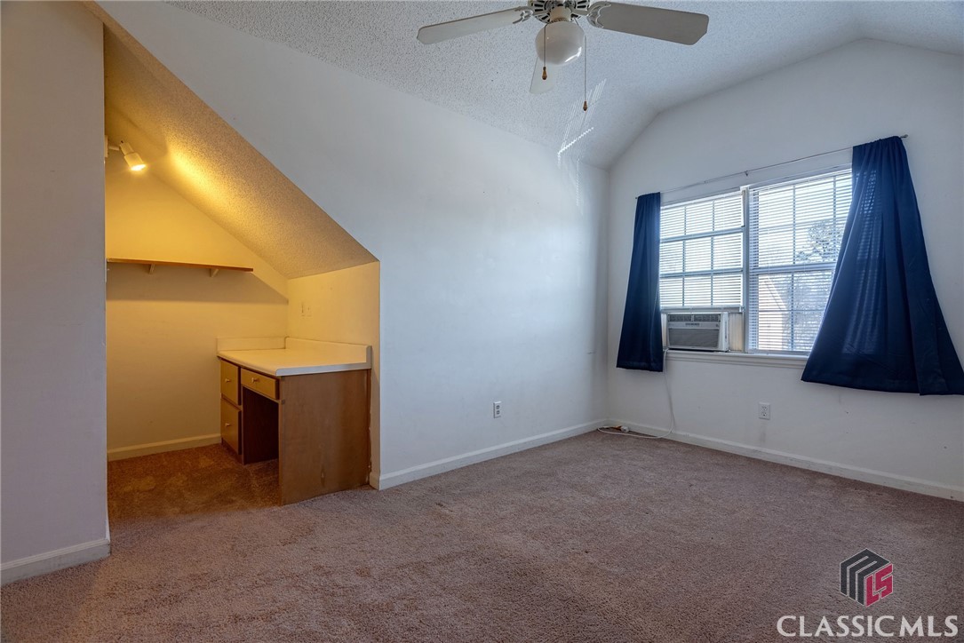 2165 S Milledge Avenue Property Photo 23