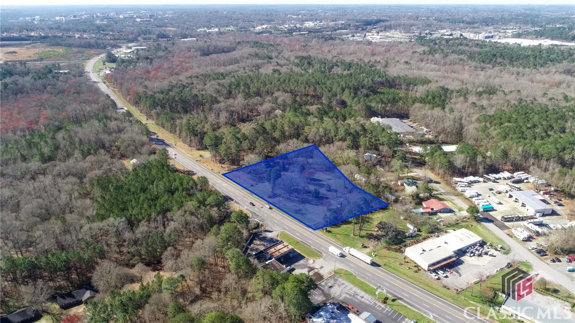 1585 Commerce Highway Property Photo 2