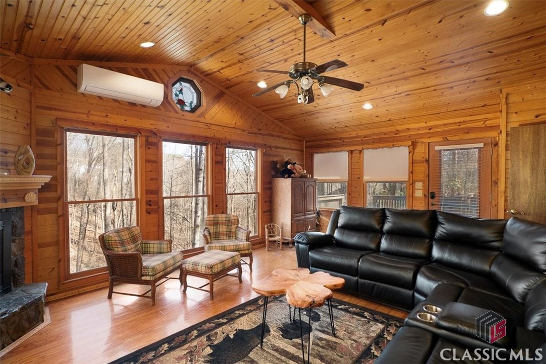 43 Baum Weg Property Photo 16