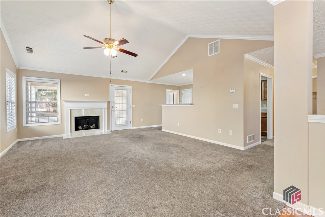 717 Stone Creek Drive Property Photo 5