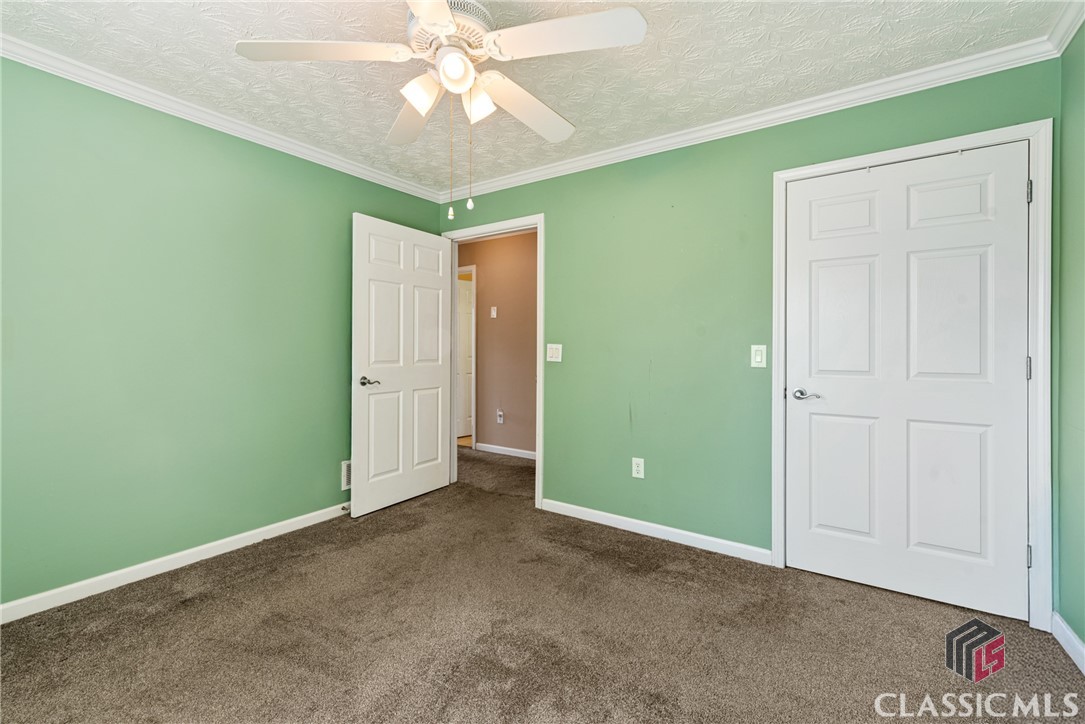 717 Stone Creek Drive Property Photo 14