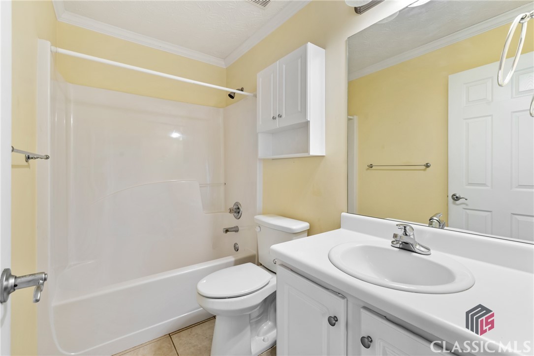 717 Stone Creek Drive Property Photo 15