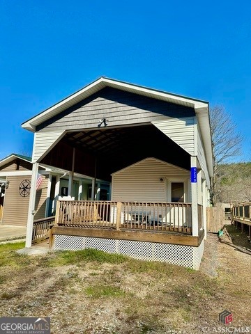 4220 Riverbank Run Property Photo 1