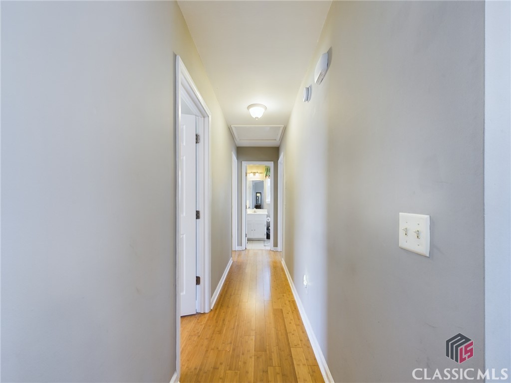 1020 Laurel Chase Run Property Photo 10