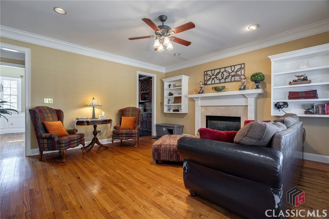 1400 Lake Wellbrook Drive Property Photo 15