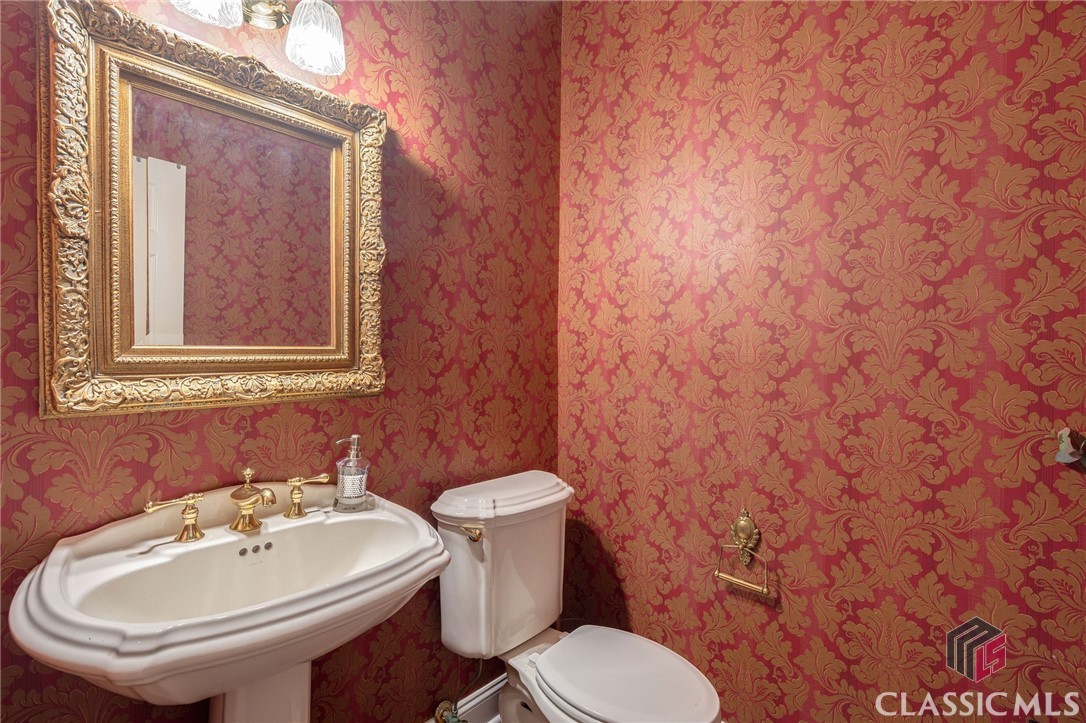 1400 Lake Wellbrook Drive Property Photo 27