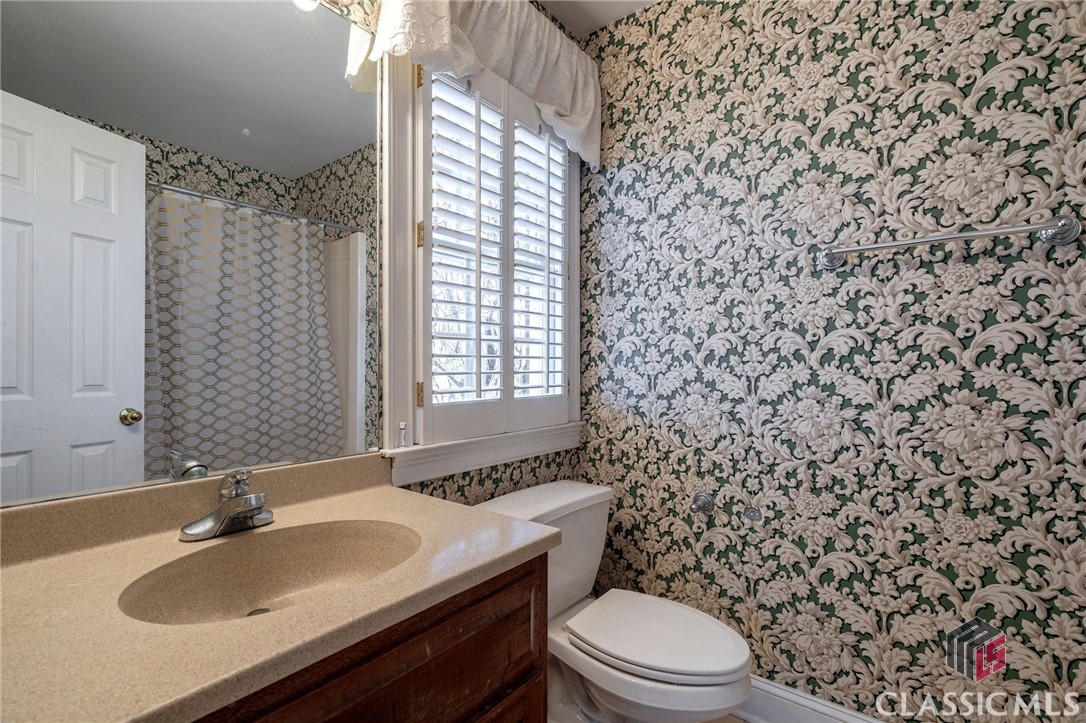 1400 Lake Wellbrook Drive Property Photo 32