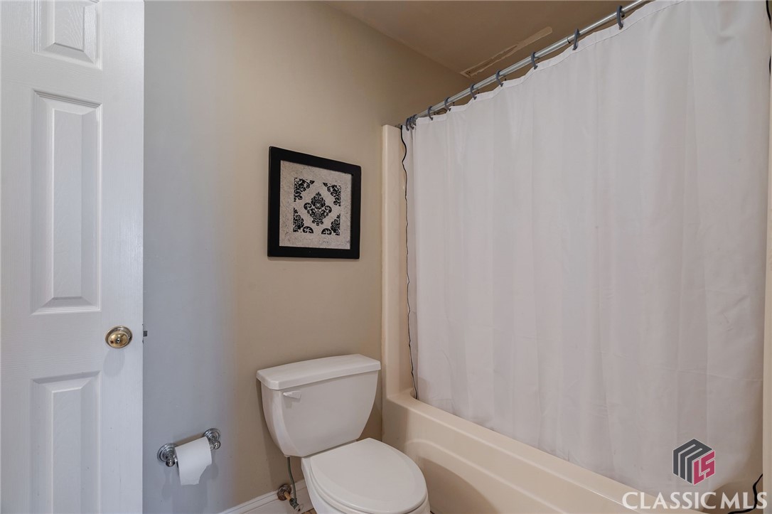 1400 Lake Wellbrook Drive Property Photo 37