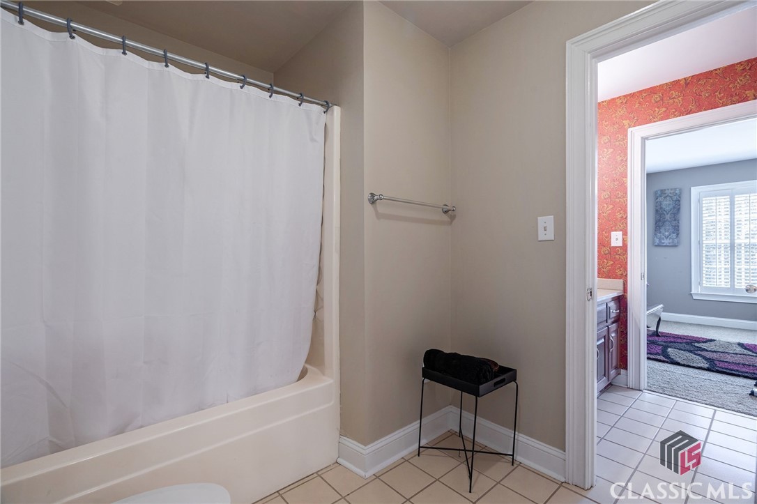 1400 Lake Wellbrook Drive Property Photo 38