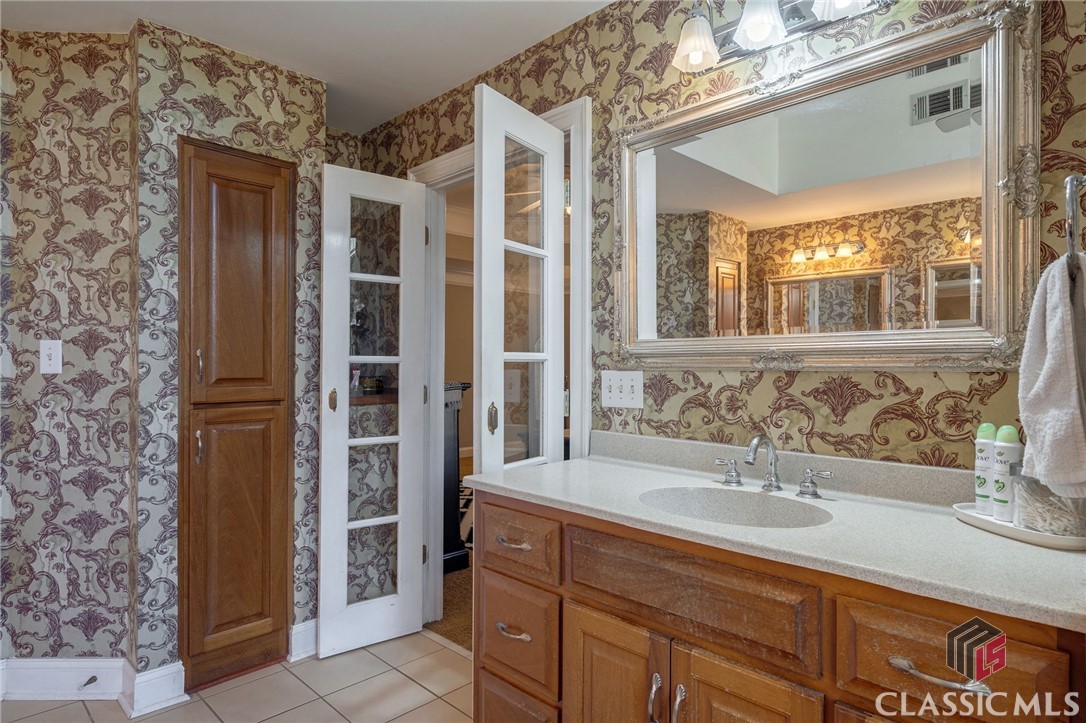 1400 Lake Wellbrook Drive Property Photo 51