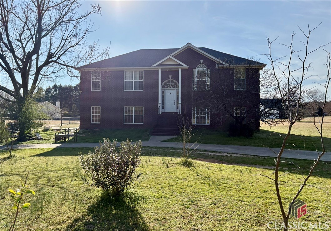 2715 Arnold Park Drive Property Photo 1